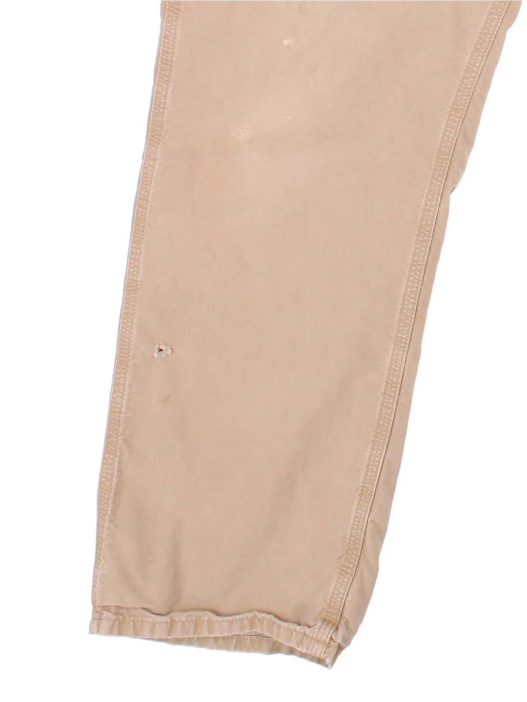 Carhartt Trousers in tan colourway with multiple pockets and the logo embroidered on the back.