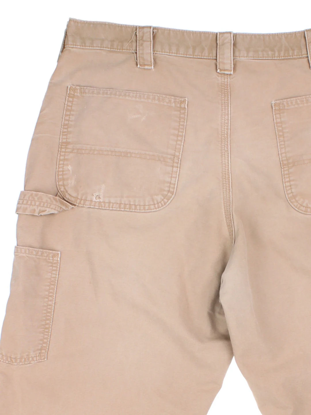 Carhartt Trousers in tan colourway with multiple pockets and the logo embroidered on the back.