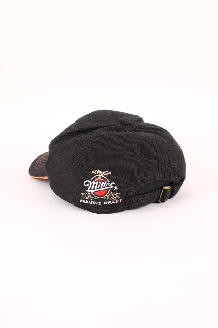 Harley-Davidson Cap in a black colourway with the logo embroidered on the front/back, and has adjustable strap at the back.