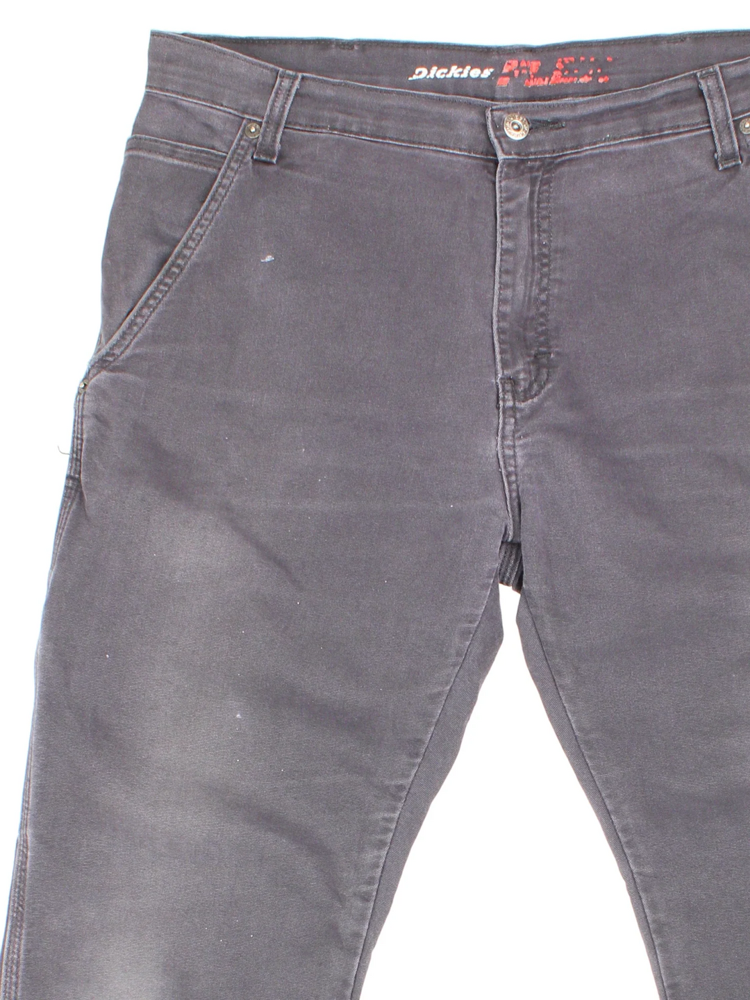 Dickies Jeans in grey colourway with multiple pockets and the logo embroidered on the back.