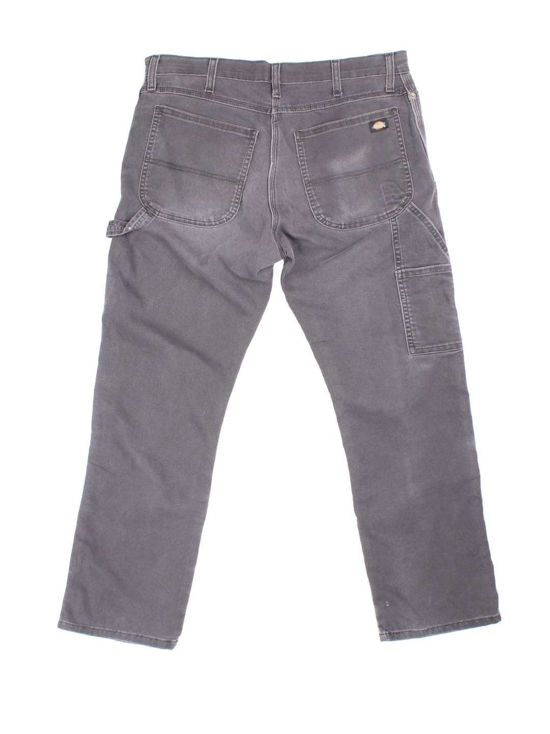Dickies Jeans in grey colourway with multiple pockets and the logo embroidered on the back.