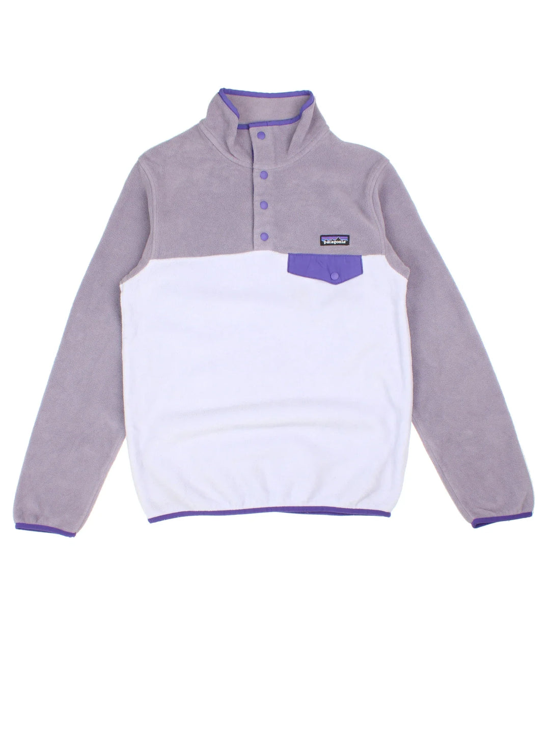 Patagonia Synchilla Fleece in a purple colourway. 1/4 button up and has a chest pocket, and the logo embroidered on the front.
