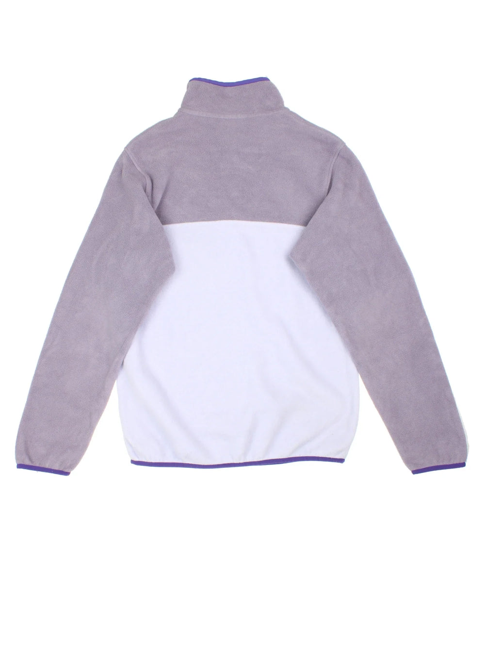 Patagonia Synchilla Fleece in a purple colourway. 1/4 button up and has a chest pocket, and the logo embroidered on the front.