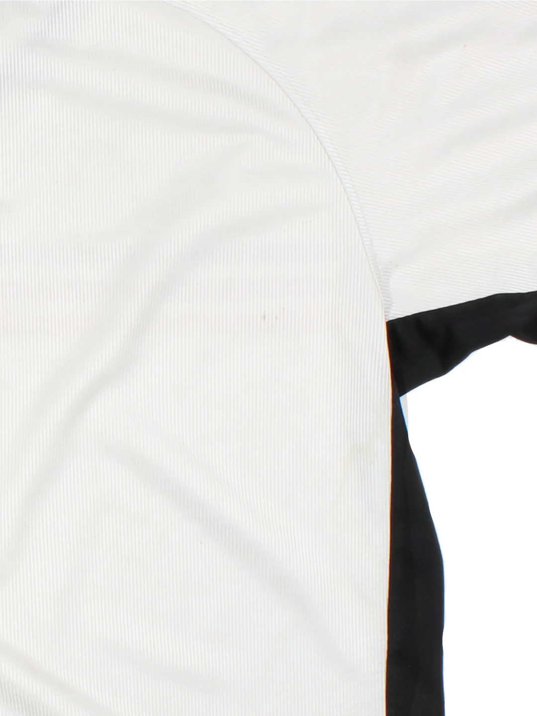 Germany 1998/00 Adidas Football Shirt in the white home kit colourway, features logos and badge on the front with the classic adidas 3 stripe across the middle.