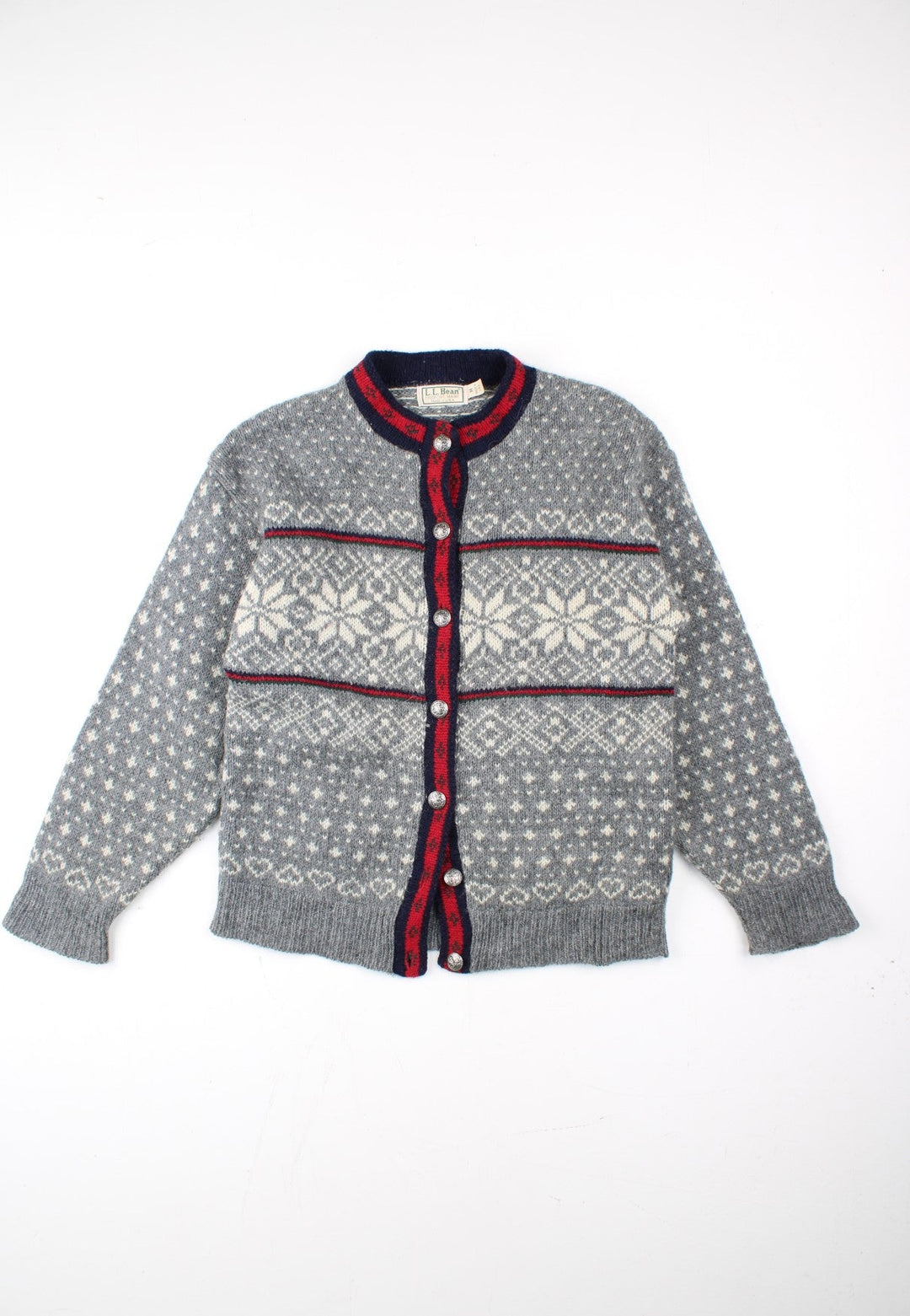 Vintage L.L Bean Nordic Fair Isle Cardigan in a grey/red/cream colourway. Contrast collar, all over fair isle pattern and silver engraved buttons.