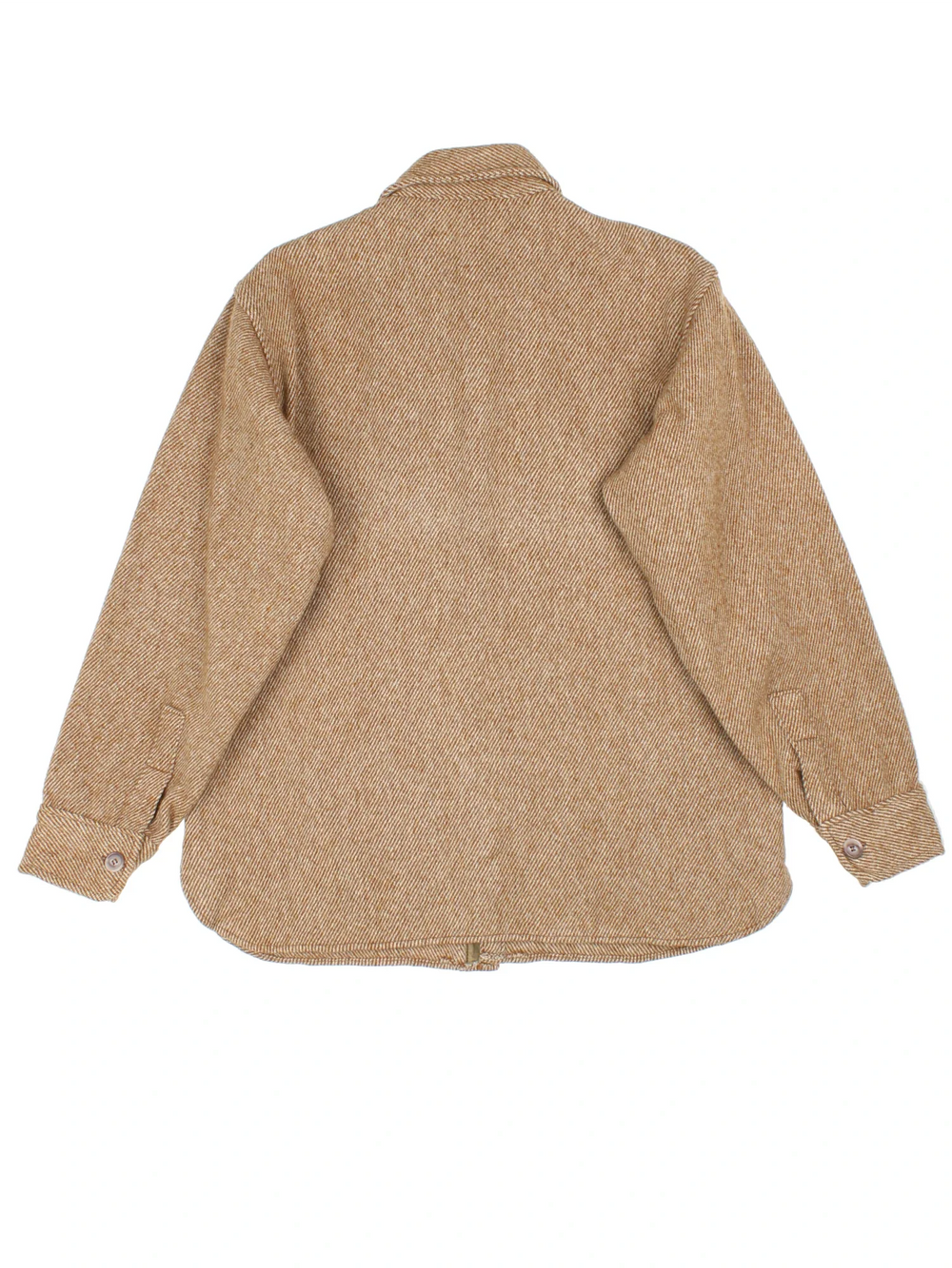 Woolrich Shirt in a brown colourway. Full button up with two pockets on the front.