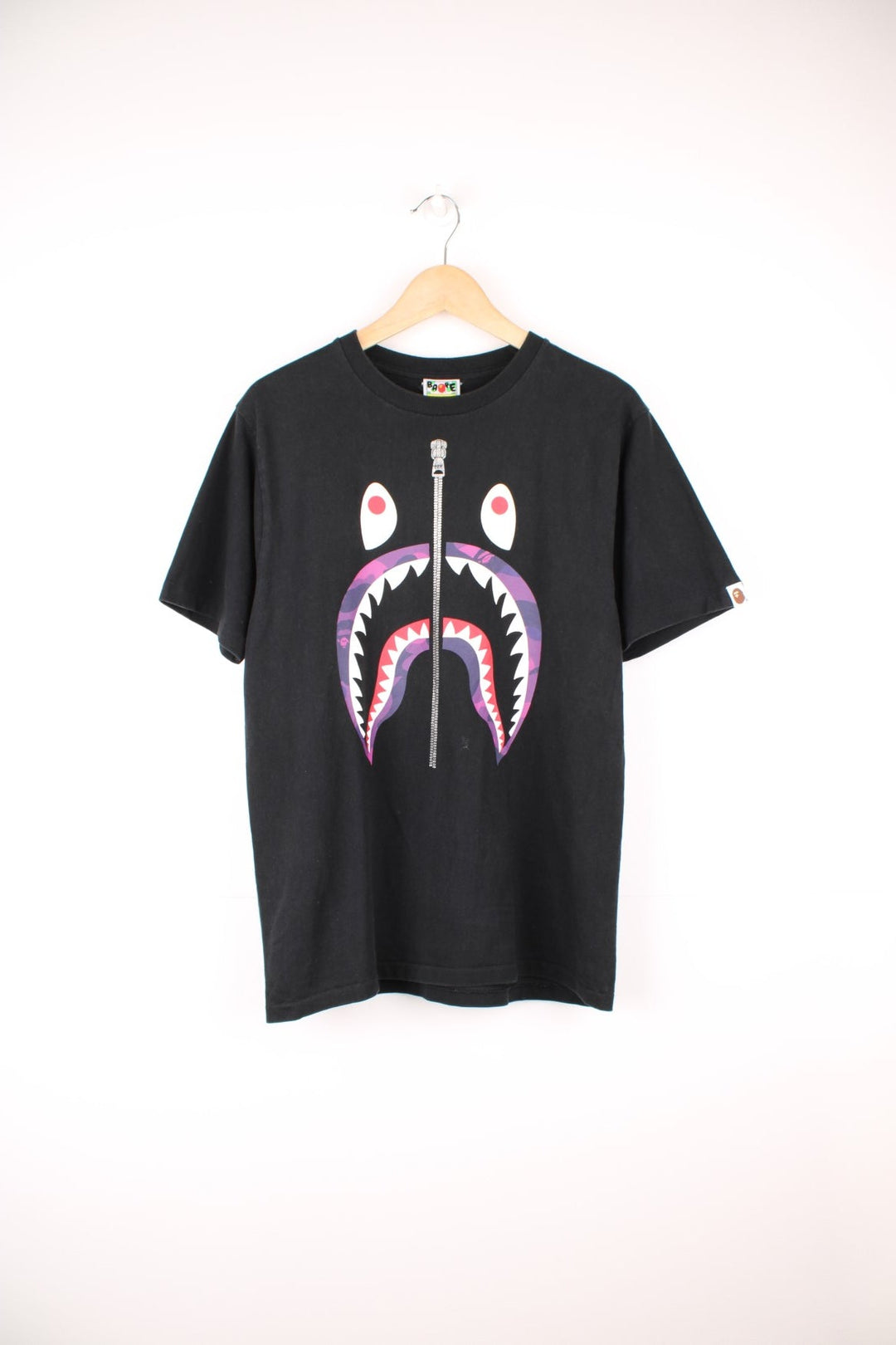 Bape camo shark T-Shirt  in black.