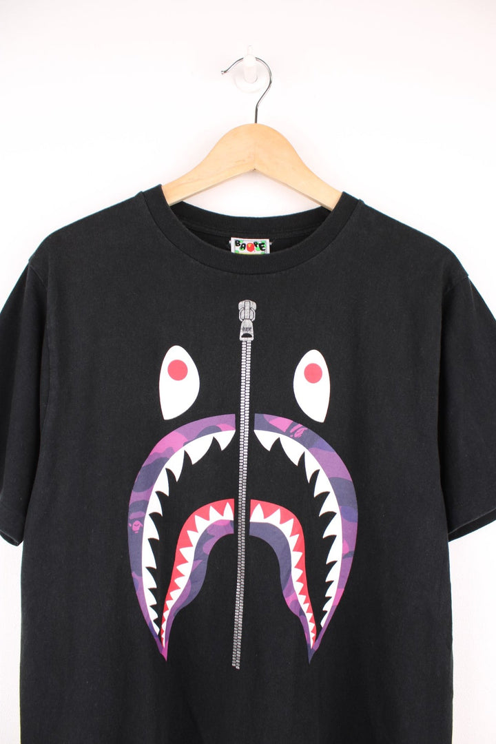 Bape camo shark T-Shirt  in black.