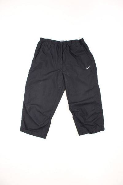 Nike 3/4 length tracksuit bottoms featuring embroidered logo.