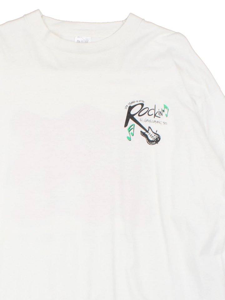 Vintage 1995 "Rokin' Homecoming" long sleeve top, features printed spell-out graphic on the front and back