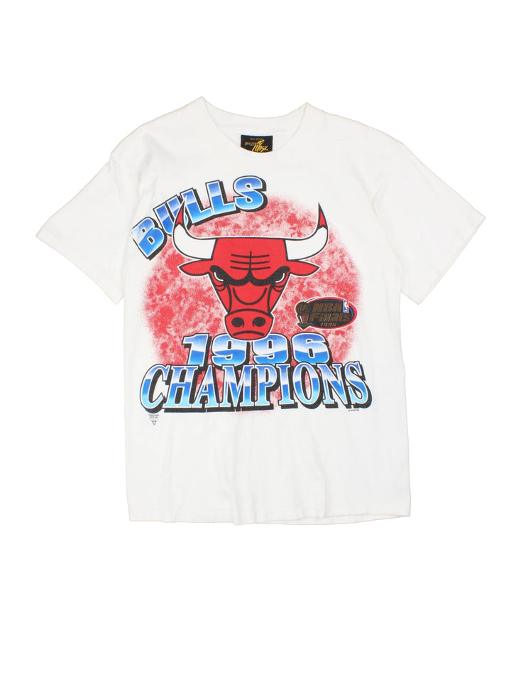 1996 Chicago Bulls NBA Champions T-Shirt in a white colourway with the team logo and spell out printed on the front.