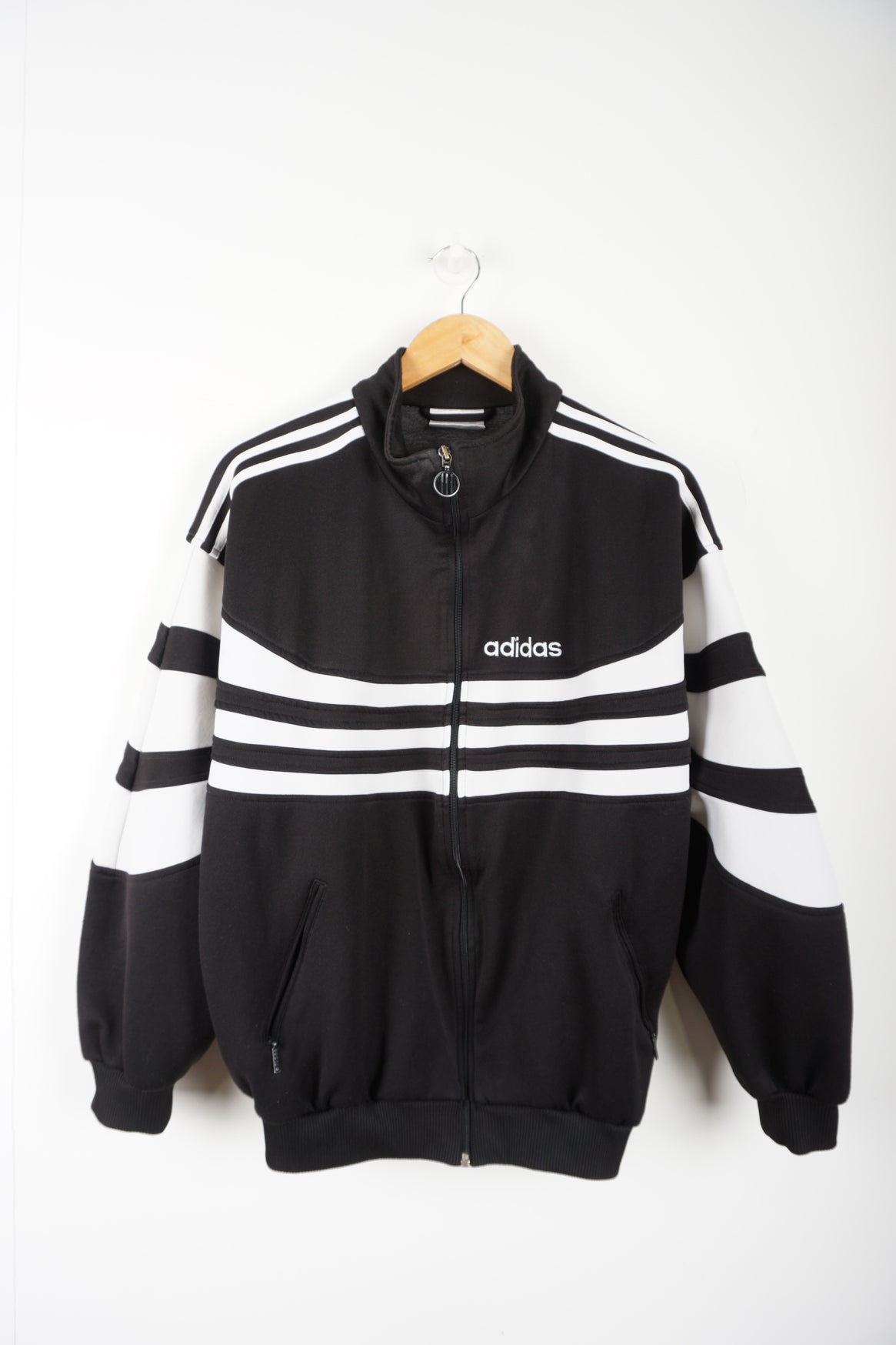 band Twisted beha Vintage Black & White Adidas Tracksuit Top – VintageFolk