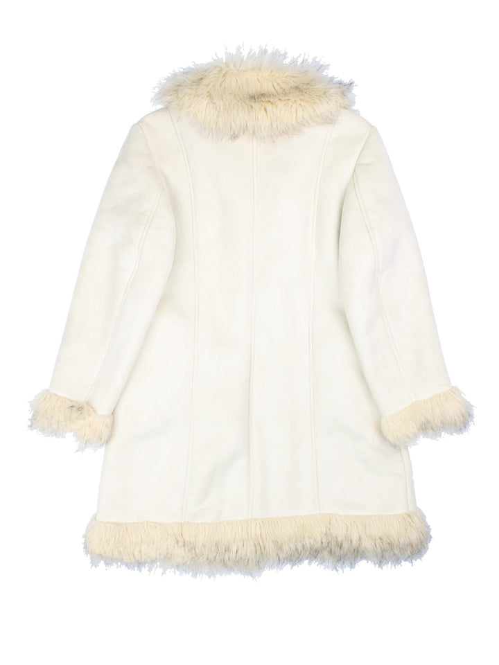 Vintage Y2K Afghan Coat in a white colourway. Zip and hook an eye fastenings side pockets and faux fur lining.