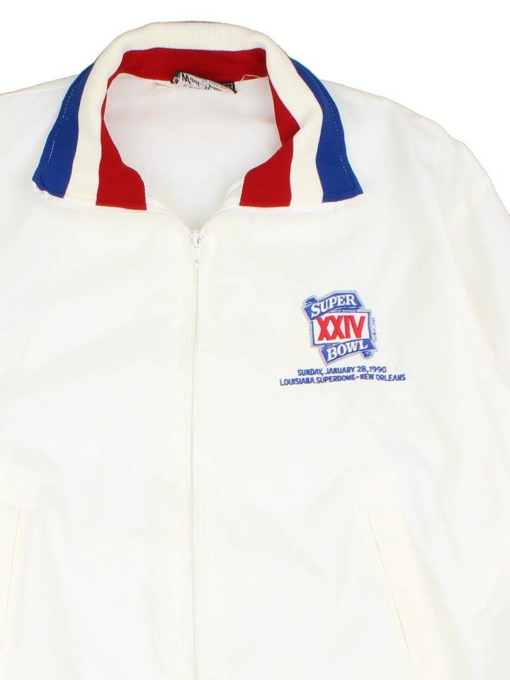 1990 NFL Super Bowl Nylon Jacket in a white colourway. Zips up and has side pockets, and the logo embroidered on the front.