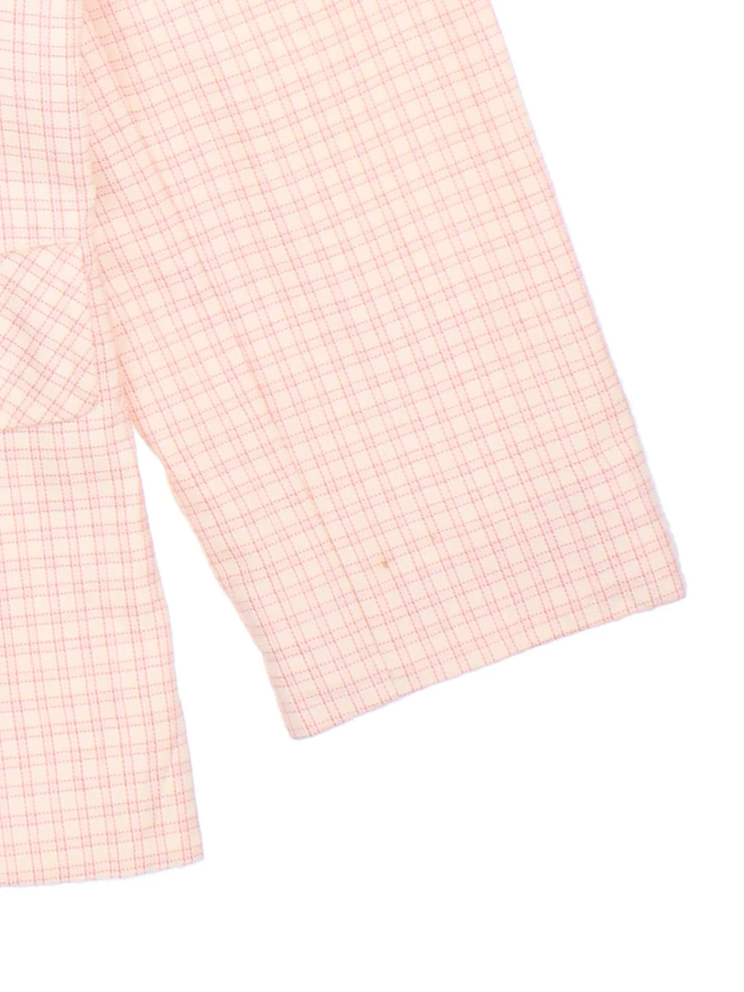 Vintage Burberry Blazer in a pink plaid pattern colourway. Zips up and has multiple pockets.
