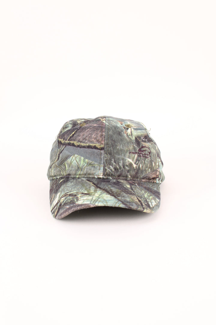 Vintage Camo Cap in a green colourway with all over print, and has adjustable velcro strap at the back.