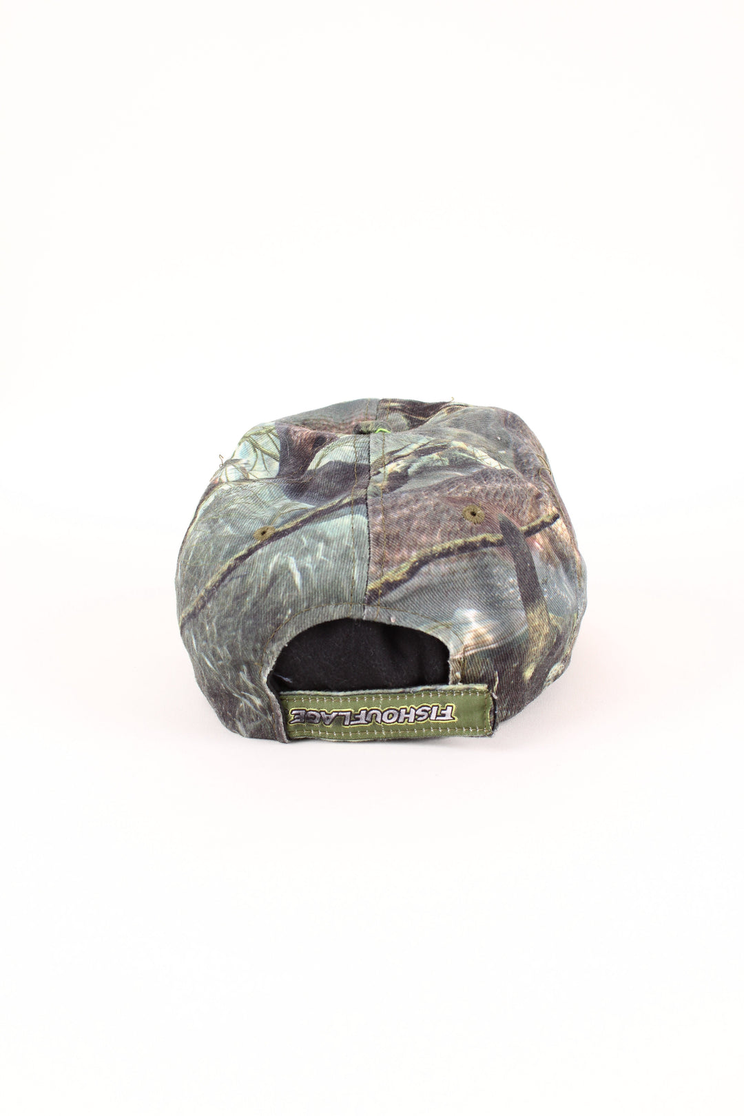 Vintage Camo Cap in a green colourway with all over print, and has adjustable velcro strap at the back.