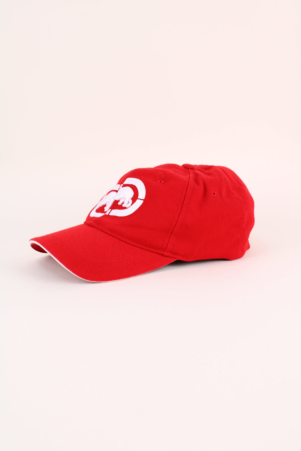 Ecko Cap in a red colourway with the logo embroidered on the front, and has spandex stretch lining.