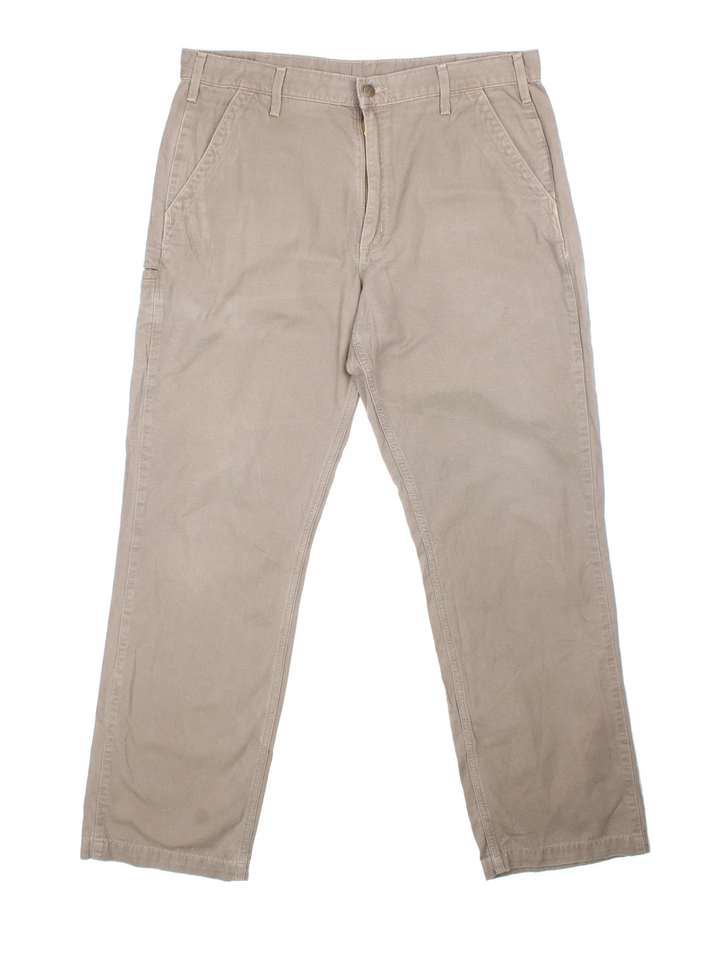 Carhartt Trousers in a brown colourway with multiple pockets and the logo embroidered on the back.