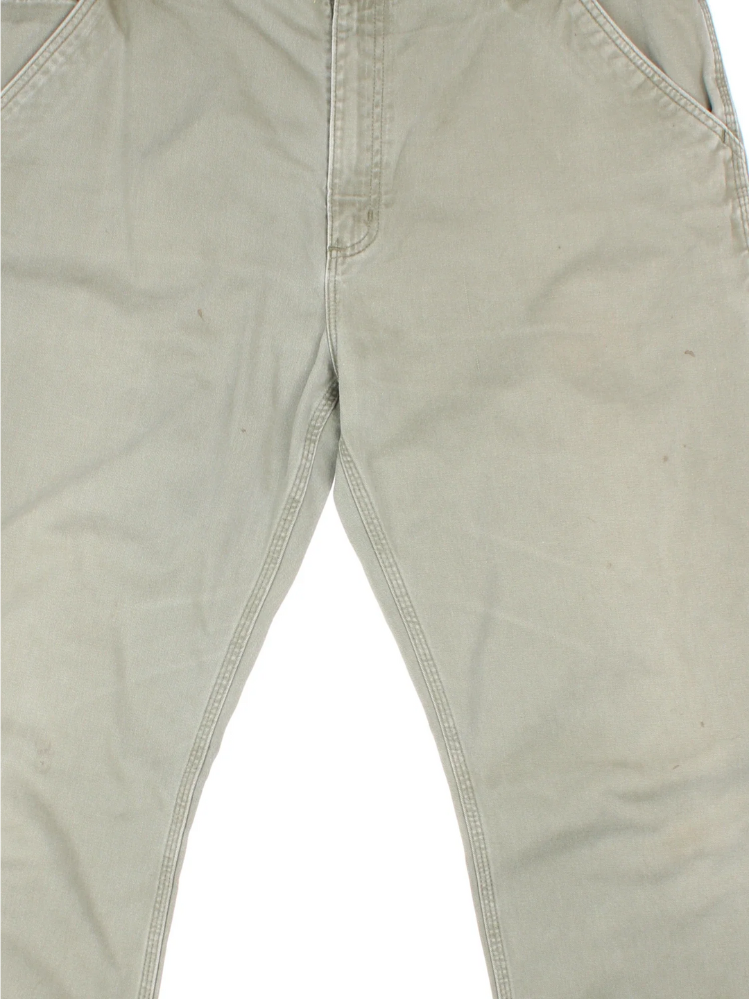 Carhartt Trousers in a green colourway with multiple pockets and the logo embroidered on the back.