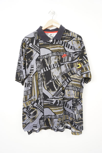 90's Nike grey "Challenge Court" all over print tennis polo shirt with embroidered logo on the chest and raised badge on the sleeve