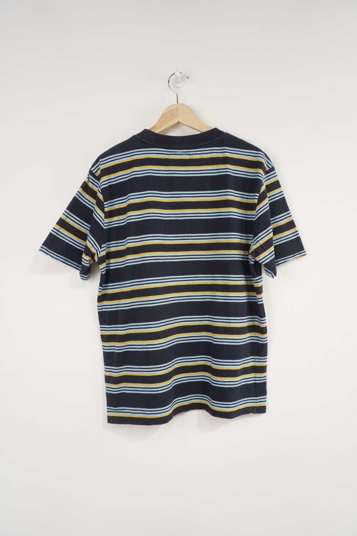 Guess yellow top Clearance