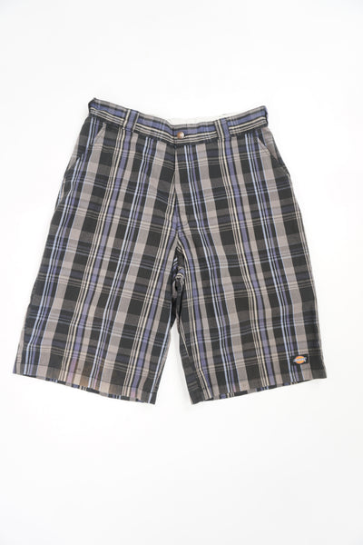 Black and grey Dickies loose fit cotton checkered shorts with logo on back pocket