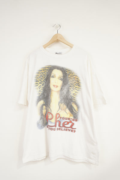 Vintage 1999 Cher 'Do you believe?' tour t-shirt with graphic on the front and tour dates on the back