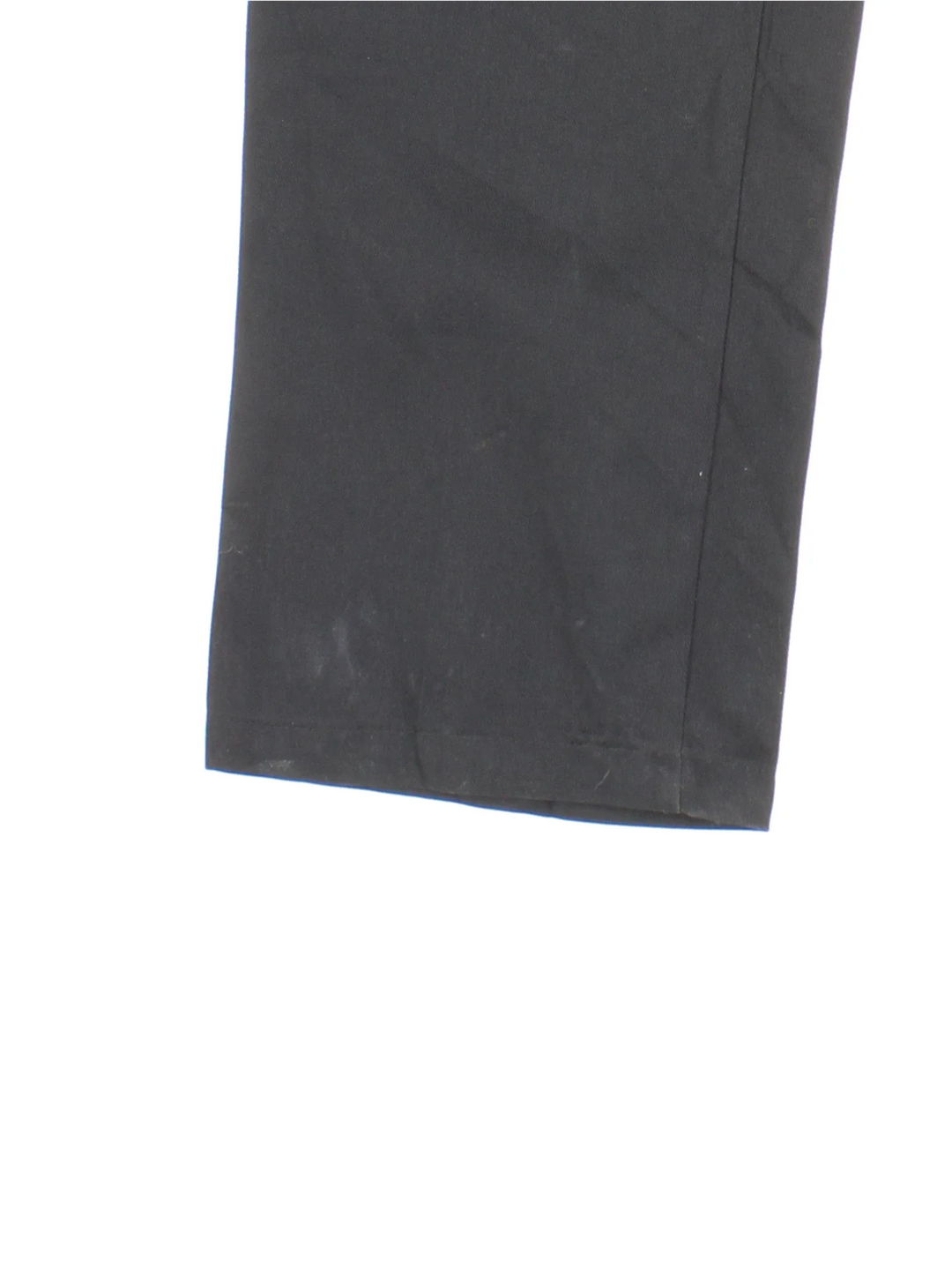 Dickies 874 Trousers in black colourway with pockets and the logo embroidered on the back.