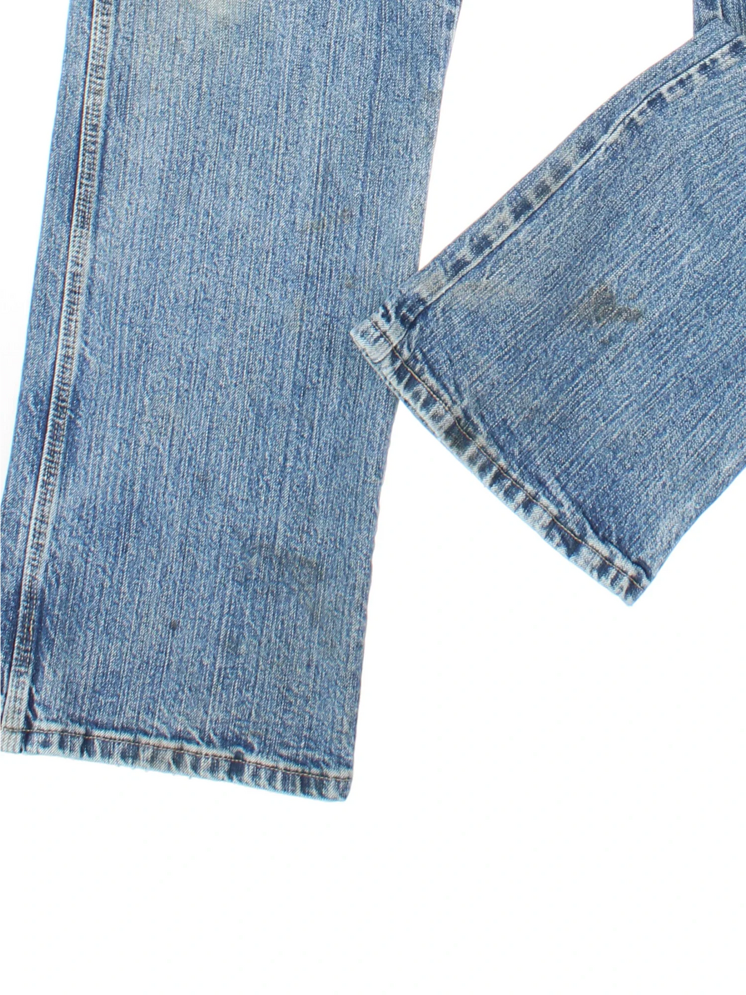 Dickies Jeans in blue colourway with multiple pockets and the logo embroidered on the back.