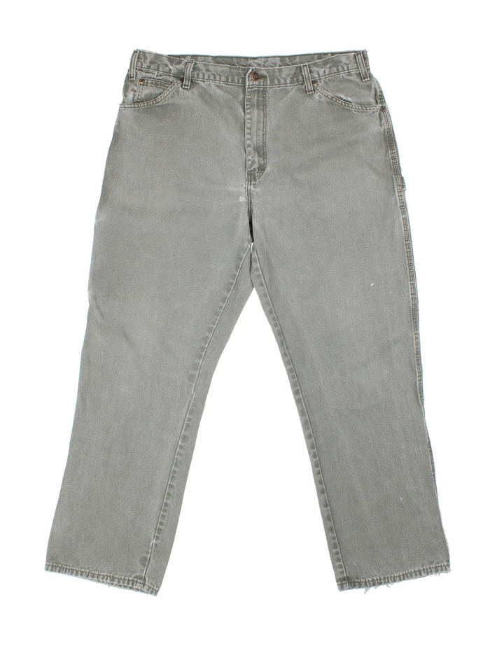 Dickies Carpenter Jeans in green colourway with multiple pockets and the logo embroidered on the back.