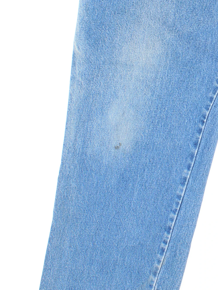 Dickies Carpenter Jeans in blue colourway with multiple pockets and the logo embroidered on the back.
