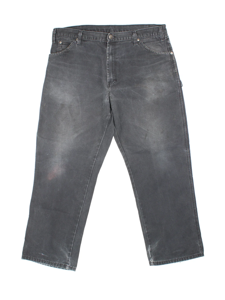 Dickies Carpenter Jeans in black colourway with multiple pockets and the logo embroidered on the back.