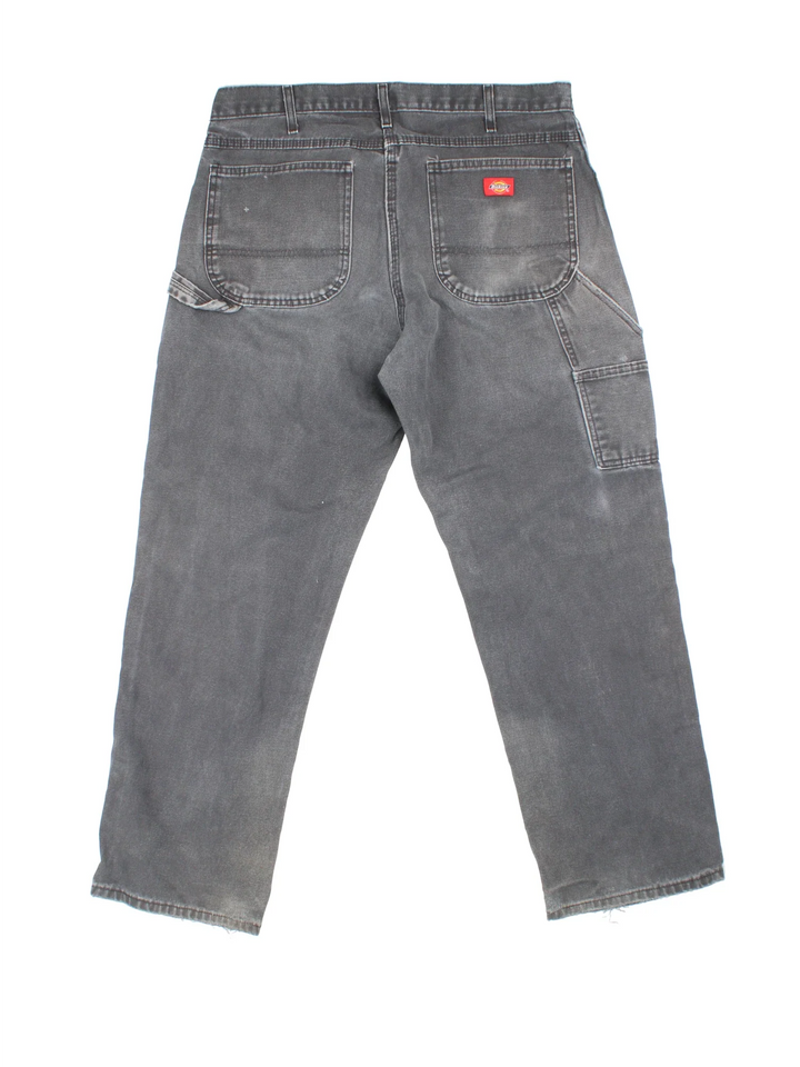 Dickies Carpenter Jeans in black colourway with multiple pockets and the logo embroidered on the back.