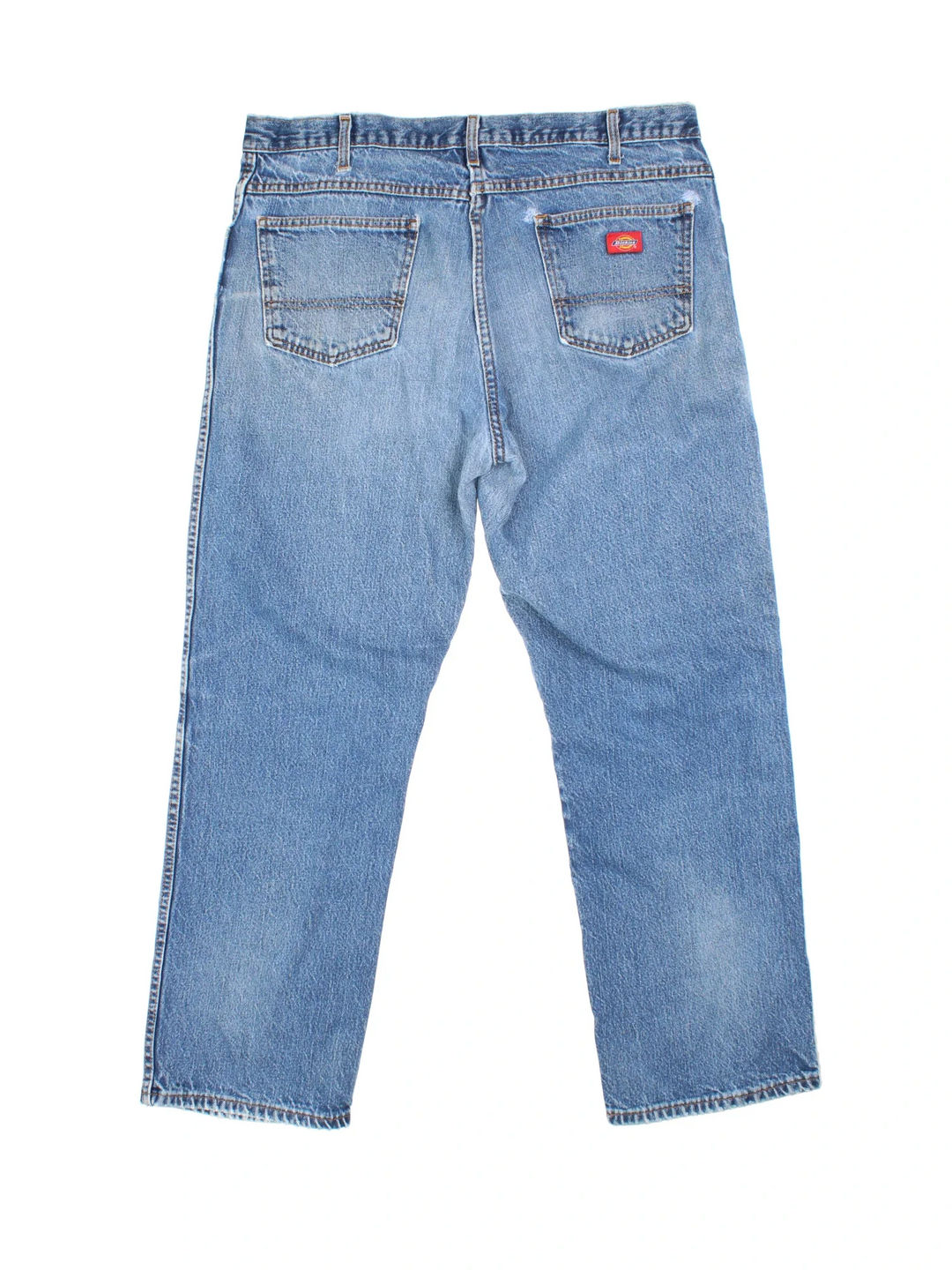 Dickies Jeans in blue colourway with multiple pockets and the logo embroidered on the back.