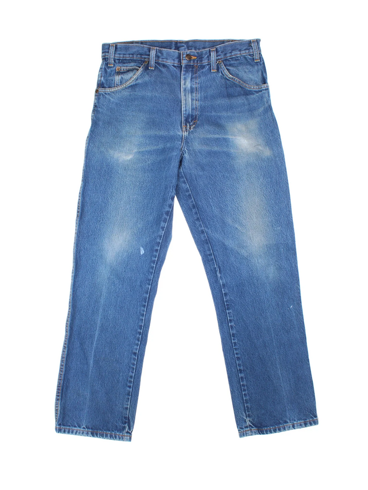 Dickies Jeans in blue colourway with multiple pockets and the logo embroidered on the back.