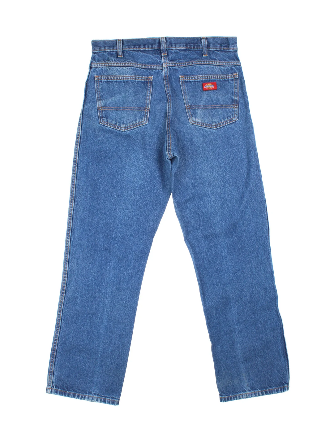 Dickies Jeans in blue colourway with multiple pockets and the logo embroidered on the back.