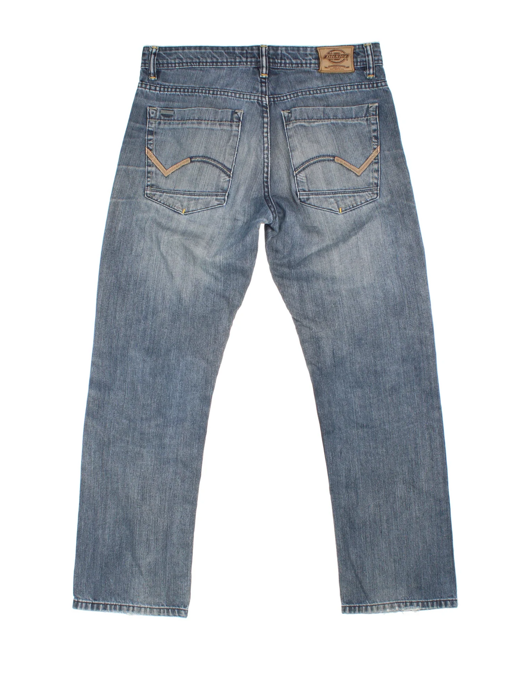 Dickies Jeans in blue colourway with multiple pockets and the logo embroidered on the back.