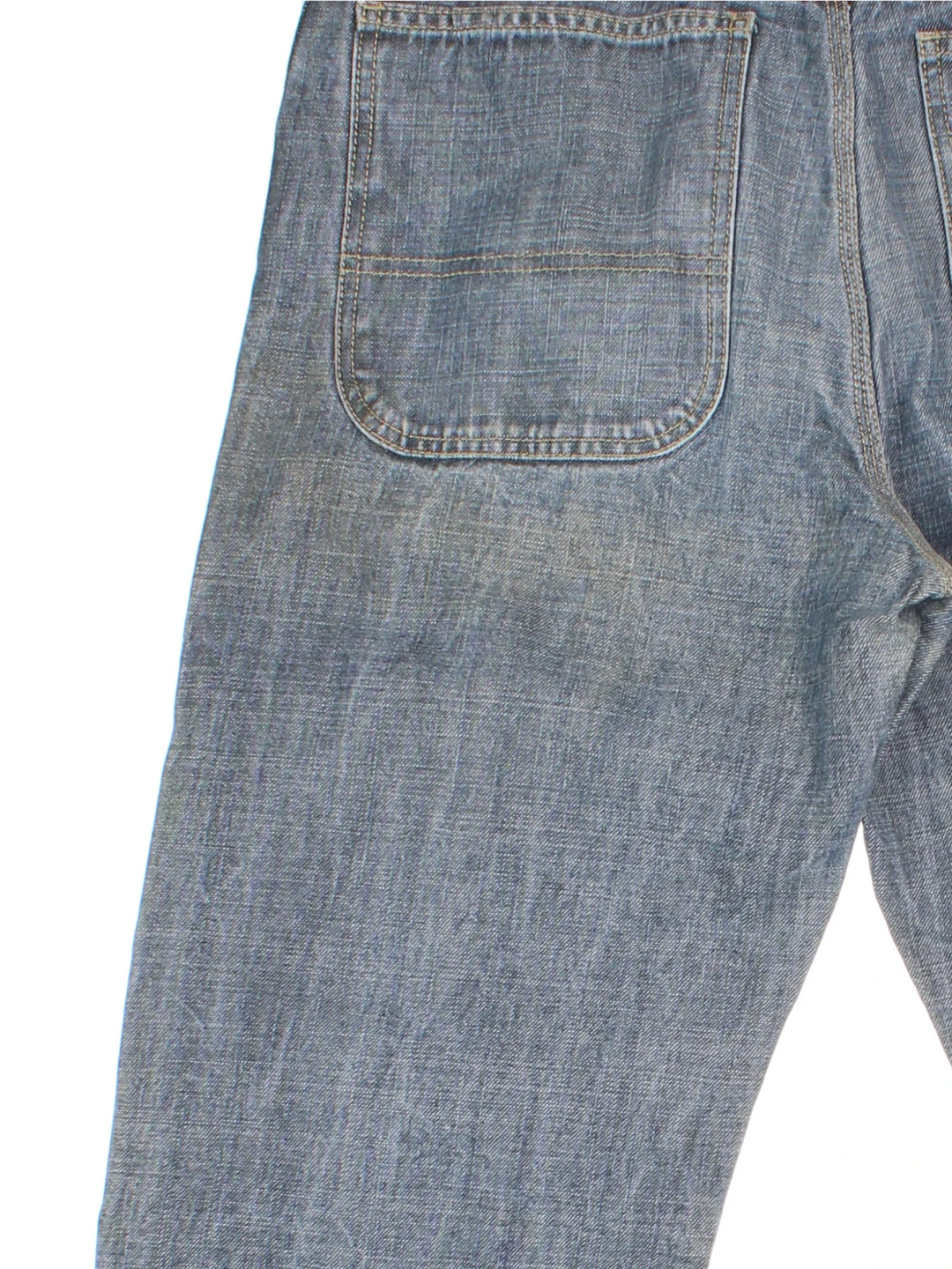 Dickies Jeans in blue colourway with multiple pockets and the logo embroidered on the back.