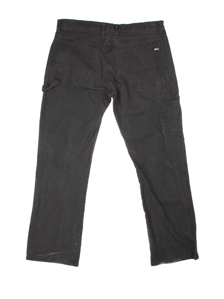 Dickies Carpenter Jeans in black colourway with multiple pockets and the logo embroidered on the back.