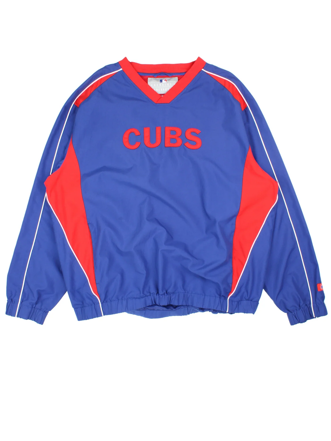 Vintage Chicago Cubs MLB Drill Training Top in a blue/red colourway. V neck, side pockets, contast detail and the logos embroidered on the front.