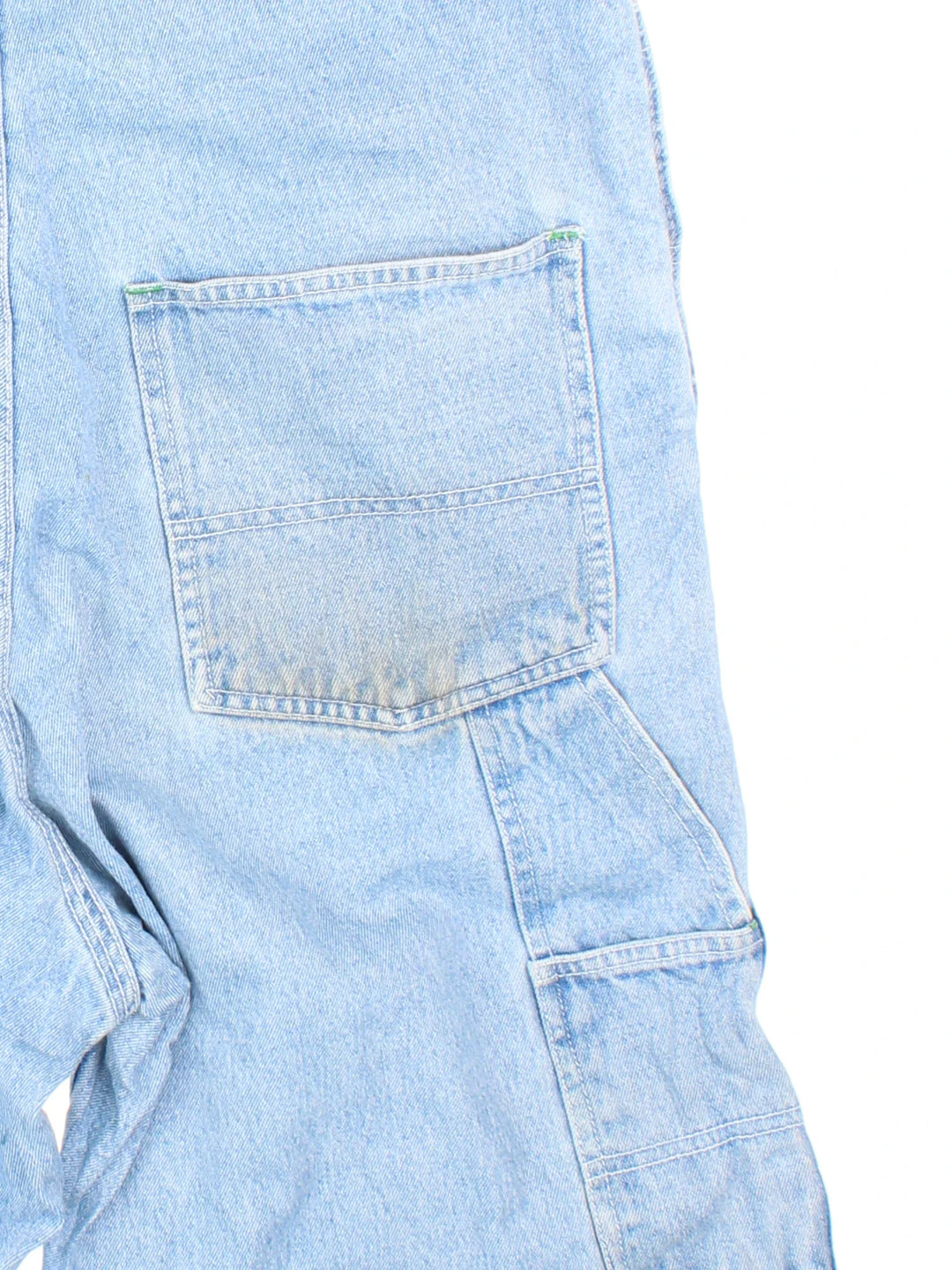 Osh Kosh Dungarees in blue colourway with multiple pockets, adjustable straps and the logo embroidered on the front.