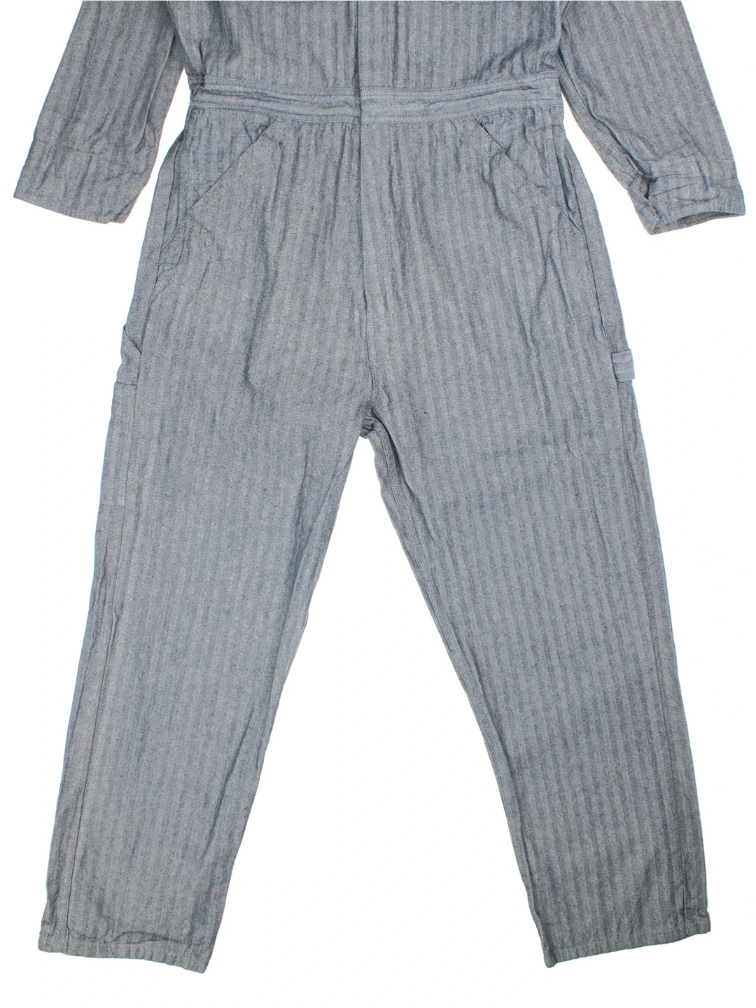 Dickies Boiler Suit in blue colourway. Collared with multiple pockets, zip fastening and branding on the back.