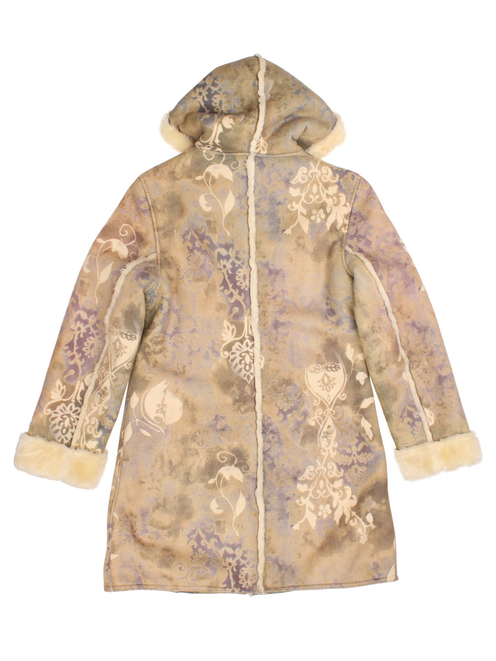 Vintage Afghan Shearling Coat in a multicoloured colourway. Buttons up with front patch pockets and faux fur lining.