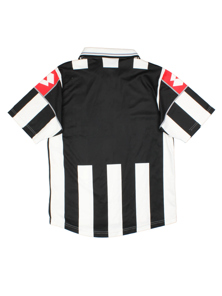 Juventus 2000-01 Lotto Home Football Shirt (Size M)