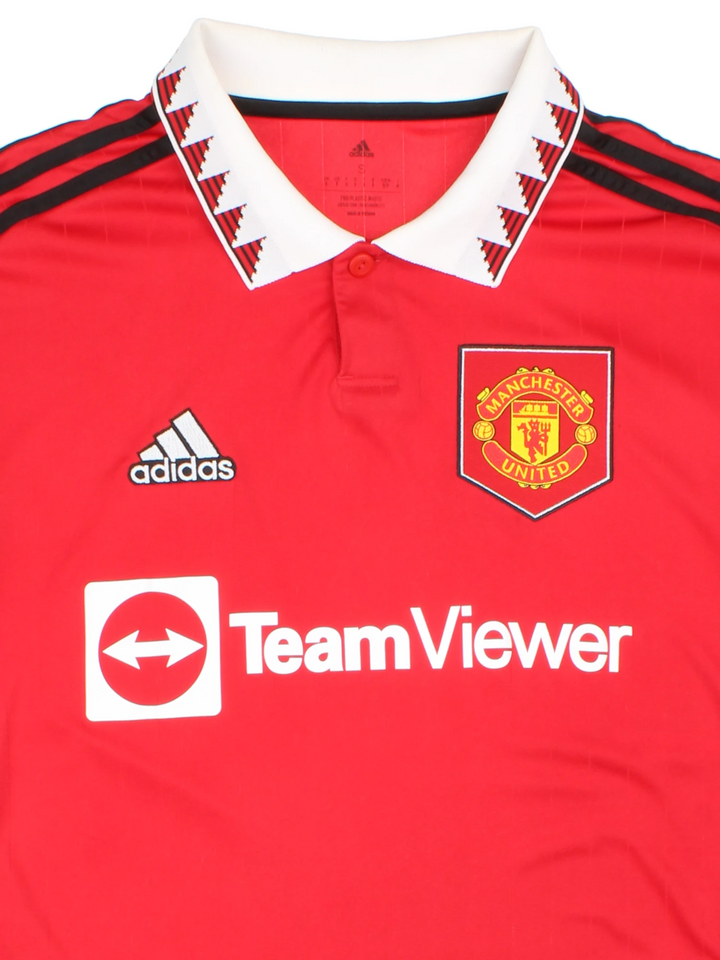 Manchester United 2022-23 Adidas Football Shirt (Size S)
