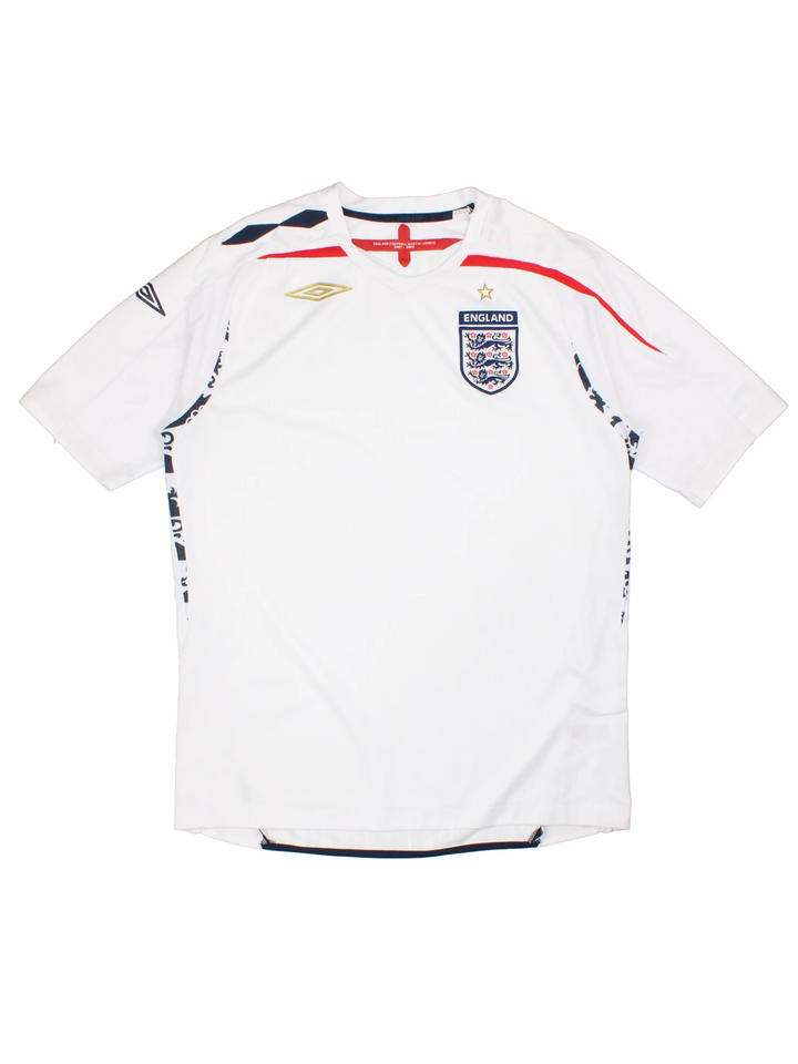 England 2007-09 Umbro Football Shirt (Size L)