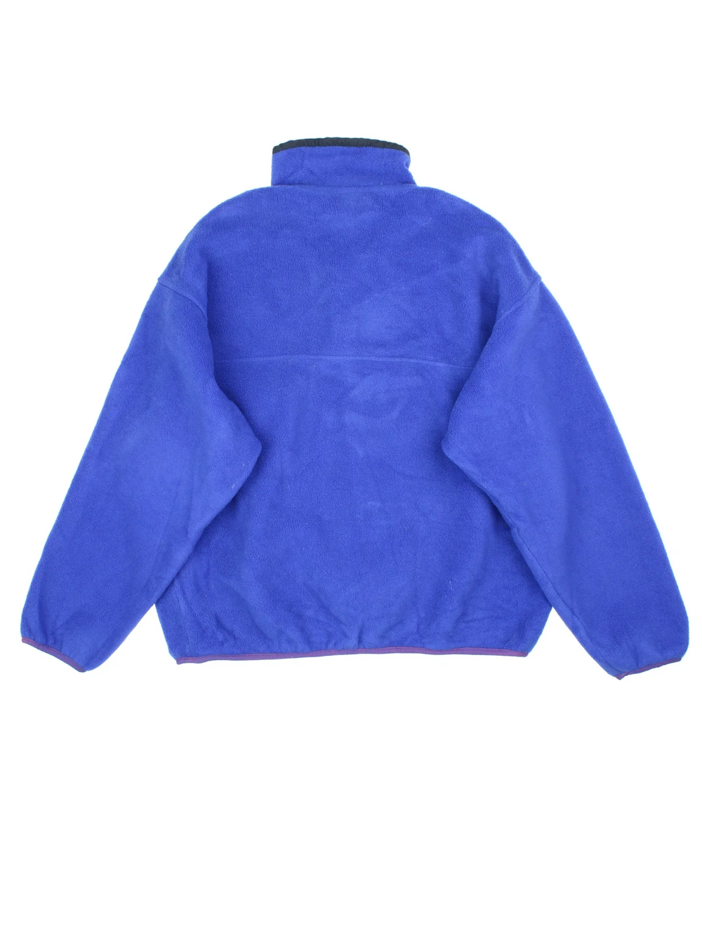 Vintage Patagonia Synchilla Fleece in a blue colourway. Button popper fastening, with front pocket and embroidered logo on the front.