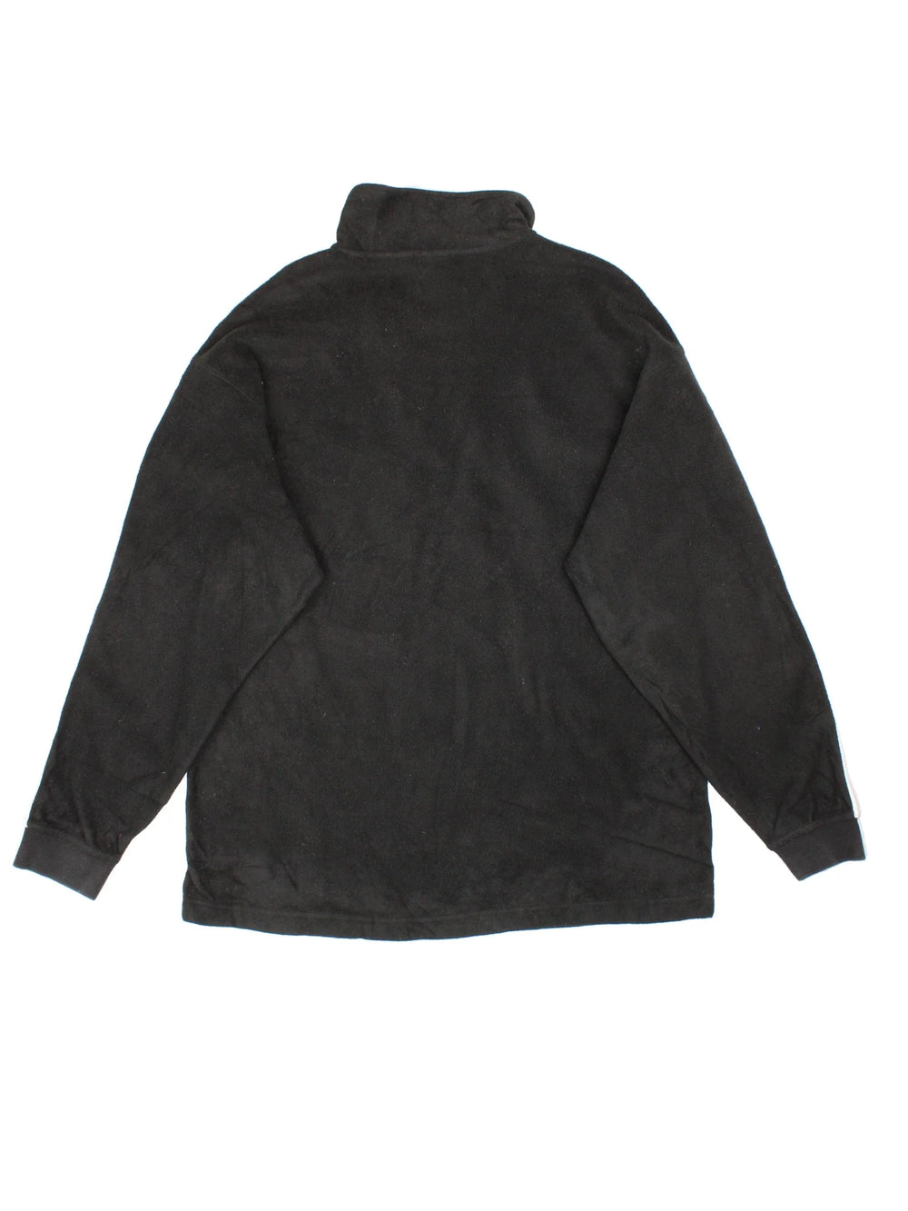 Vintage Fila Fleece in a black colourway. 1/4 zip up closure and has the logo embroidered on the front.