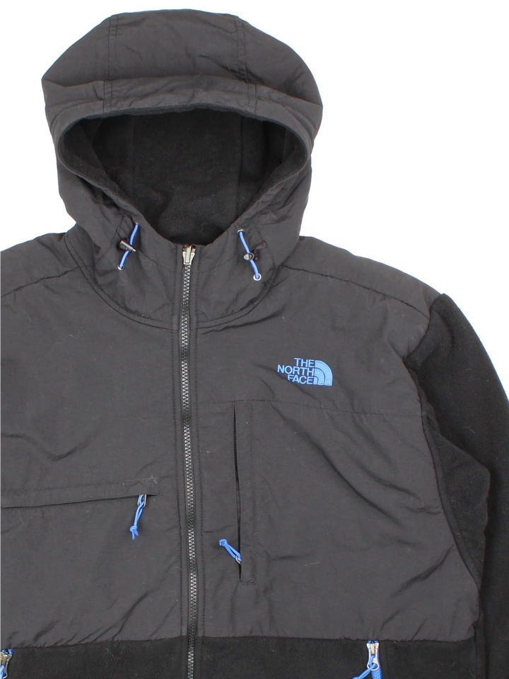 Vintage The North Face Denali Hooded Fleece in a black colourway. Zips up and has multiple pockets, and the logo embroidered on the front and back.